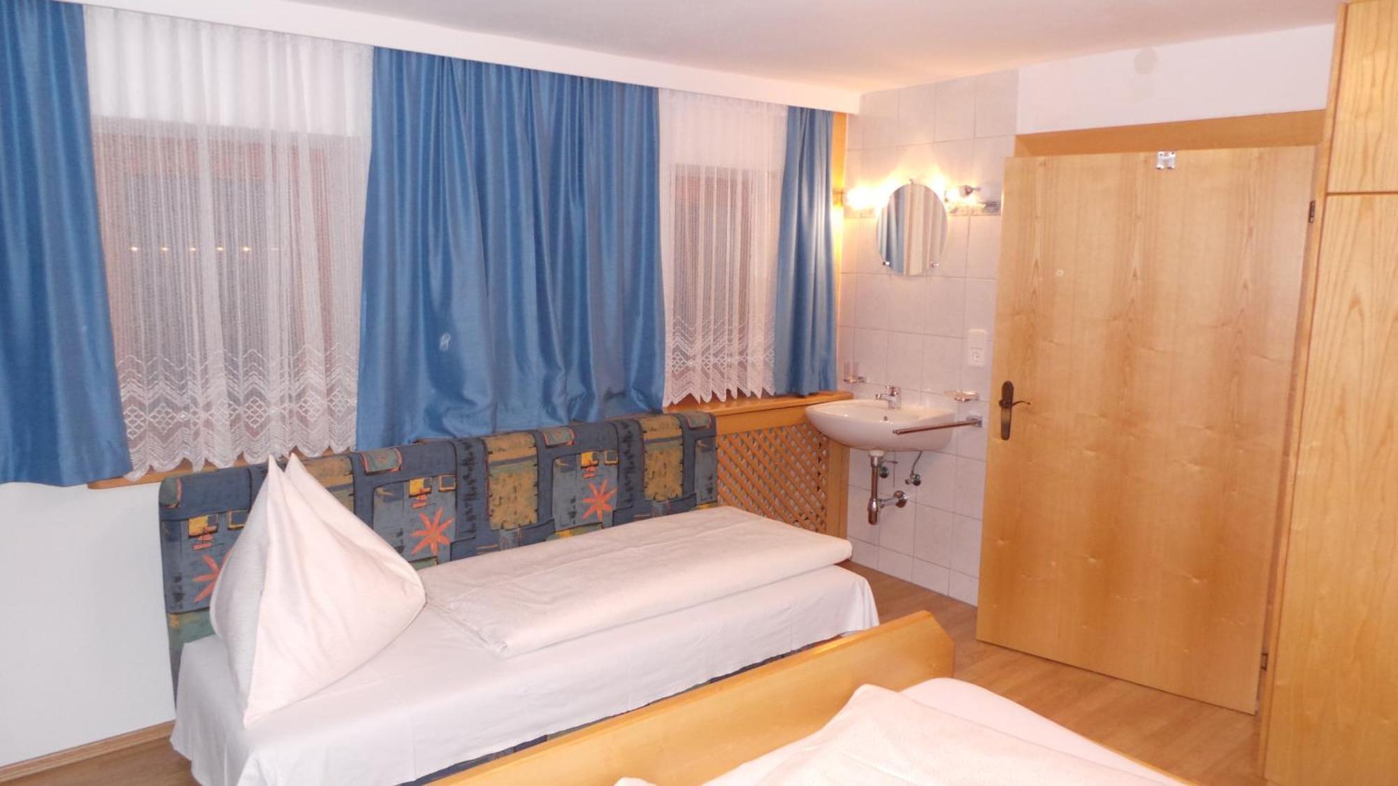 Appartement Haus Rainer à Matrei in Osttirol Chambre photo
